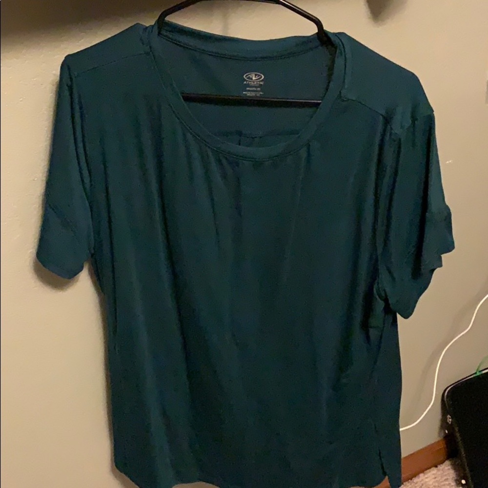 Sports tee